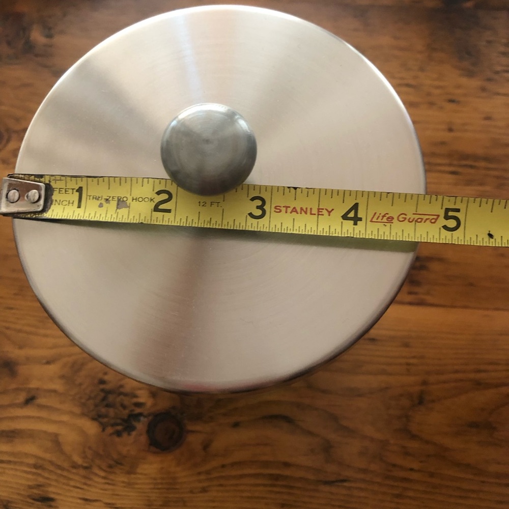 Beautiful glass canisters 💚💙💚💙 - Picture 4 of 5